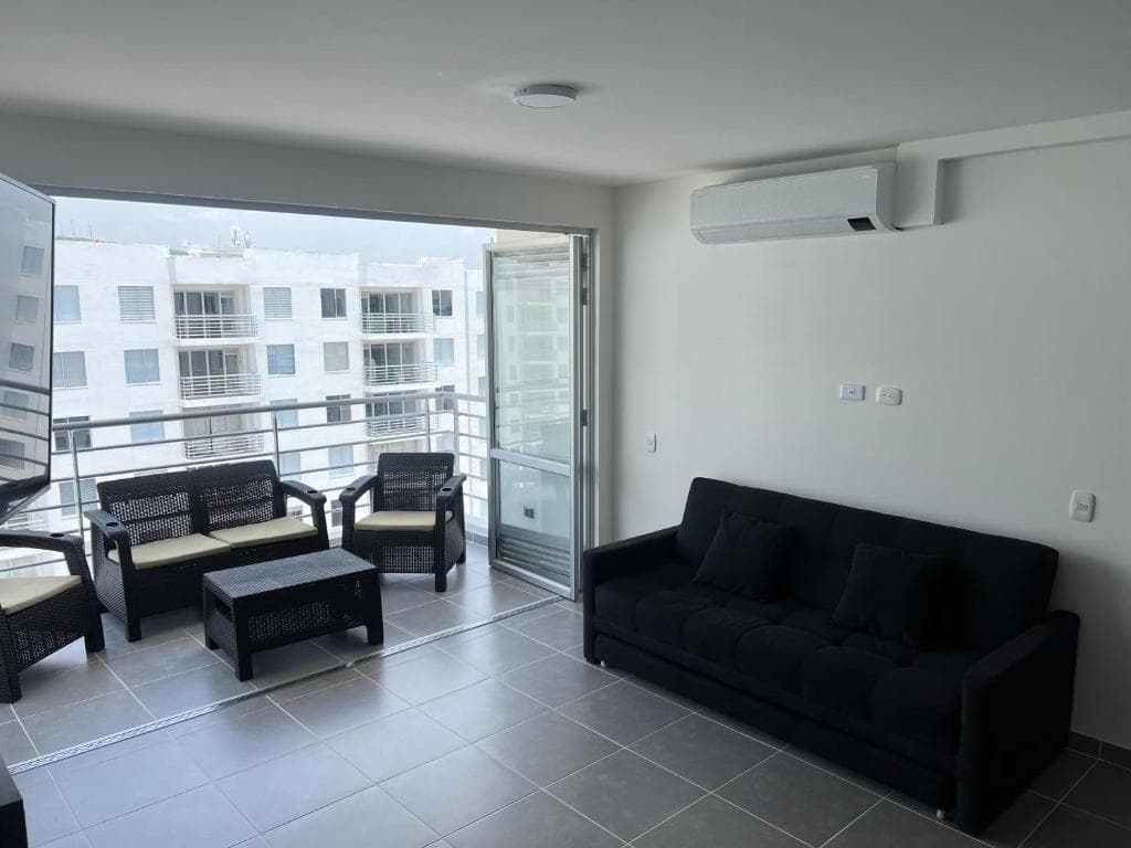 Sala con acceso directo al balcón